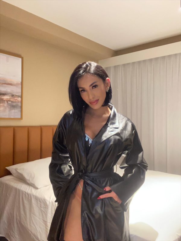 Bella Pacheco 40