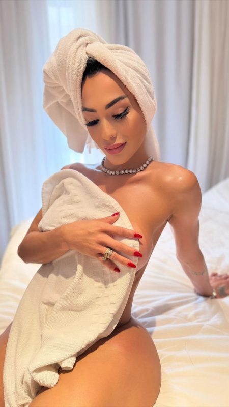 Bella Pacheco 7