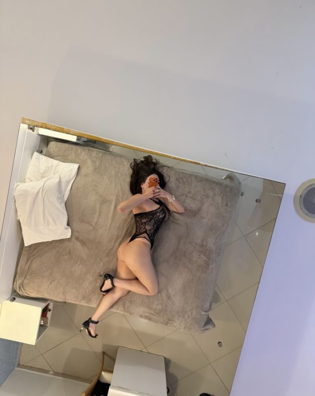 Yasmin Bianchi 13