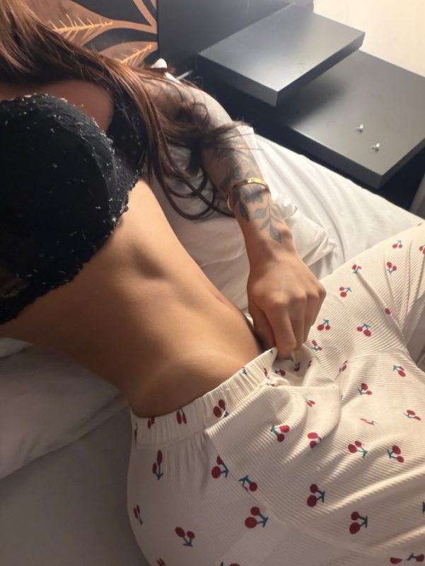 Larissa Araújo 12