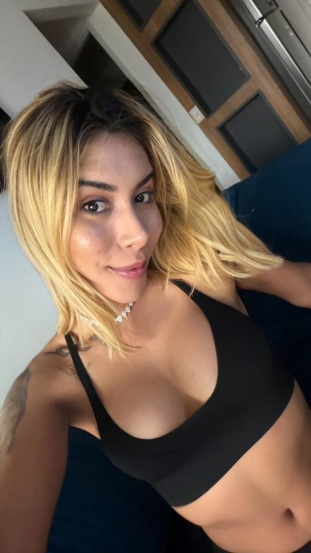 Larissa Azevedo 31