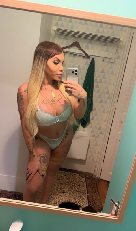 Alyce Freire 77