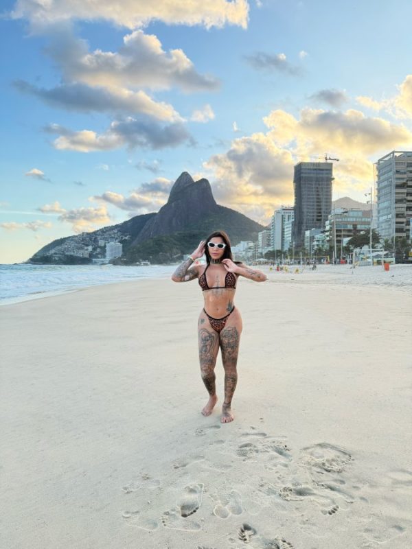 Joyce Lira 2