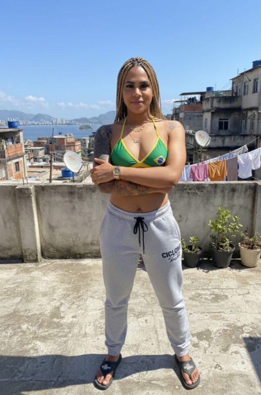 Bruna Delamary 15