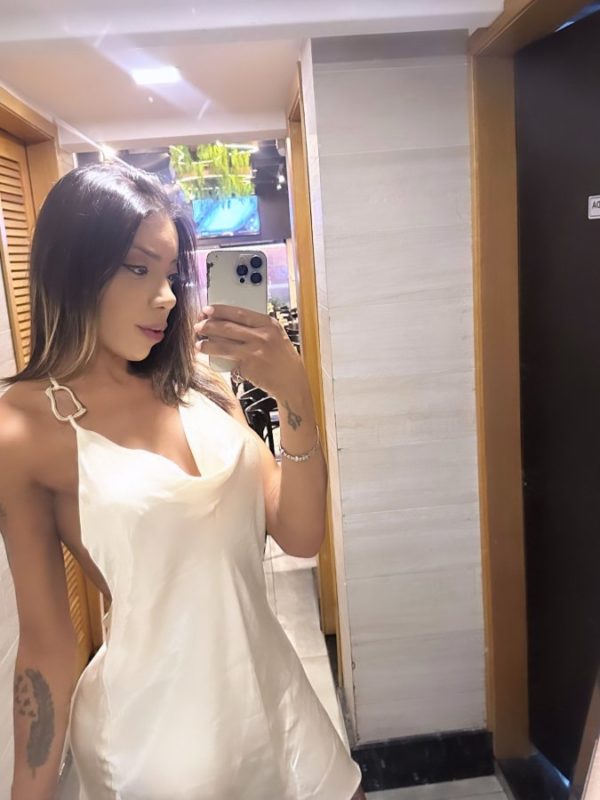 Julia Marquezine 20