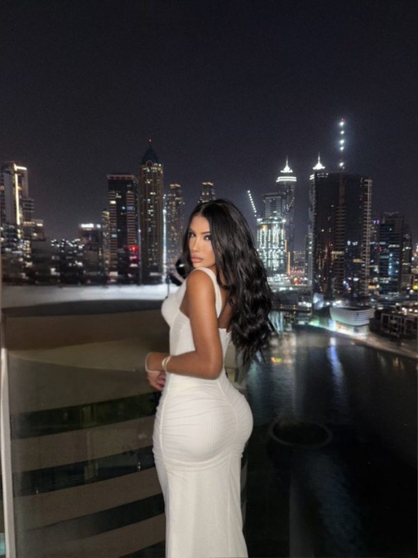 Bruna Canuto 49