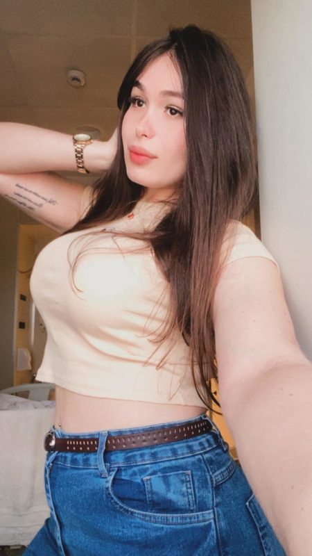 Luna Avilar 17