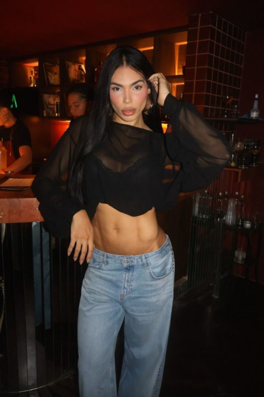 Eva Secrets 15