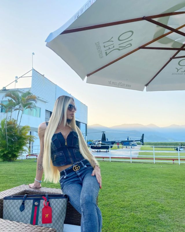 Lara Lopes 41