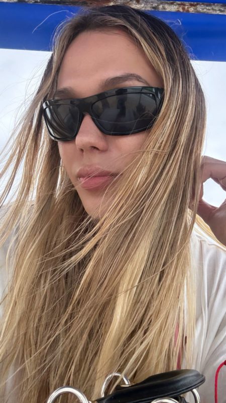Lara Lopes 24