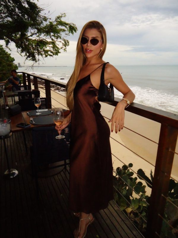 Beatriz Oliveira 28