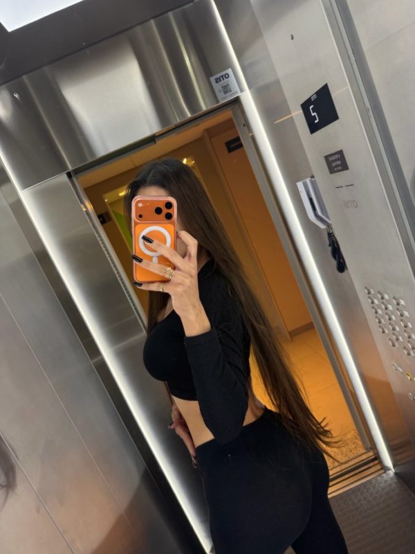 Melissa Vieira 27