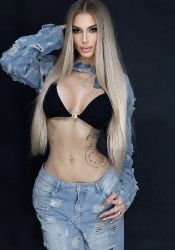 Ariella Dantas 14