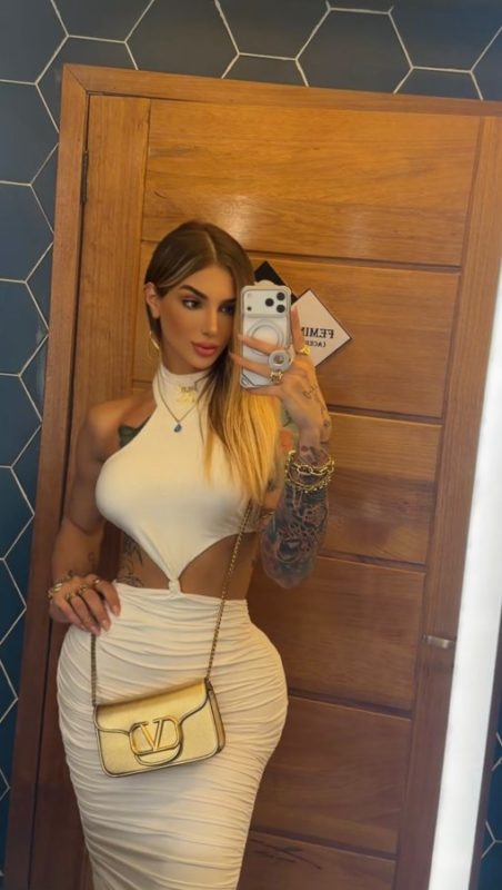 Ariella Dantas 5