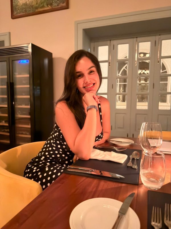 Lara Lasmar 50