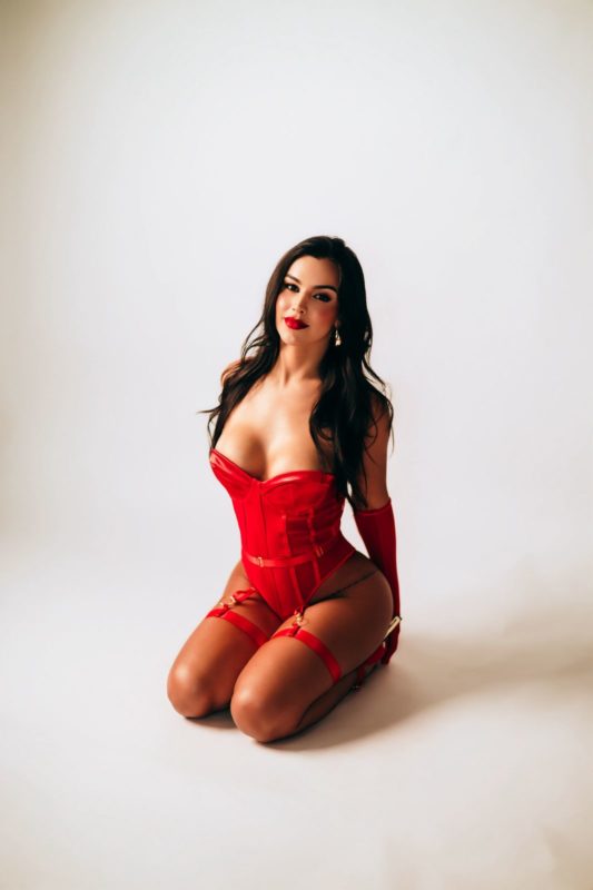 Lara Lasmar 83