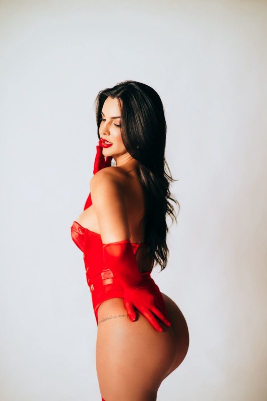 Lara Lasmar 79