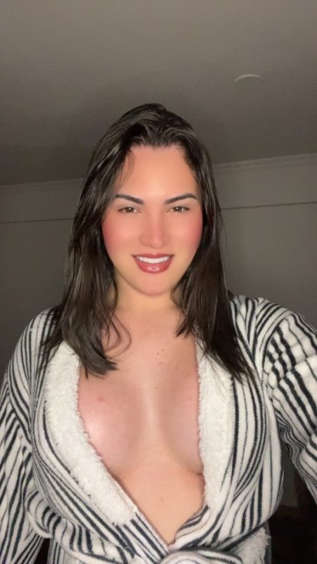 Camila Luzzon 10