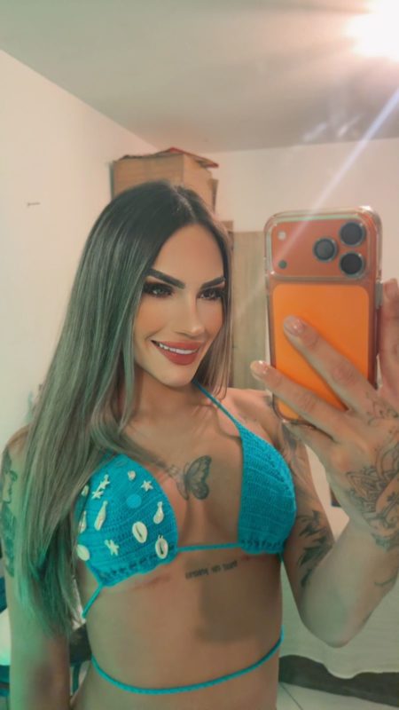 Ísis Valverde 26