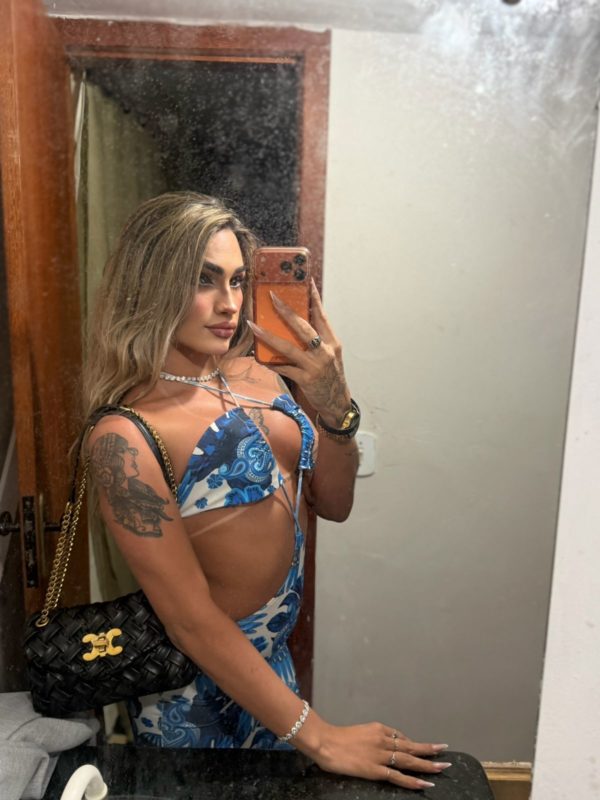 Ísis Valverde 10