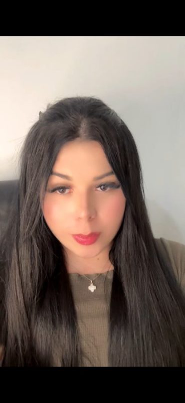 Manuela Only 18