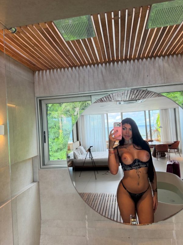 Vivian Santinni 29