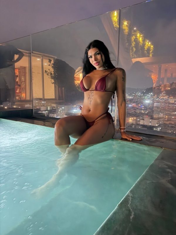 Vivian Santinni 18