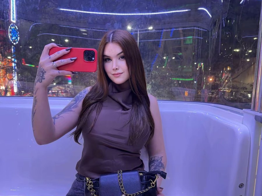 Agatha Ninfa 8