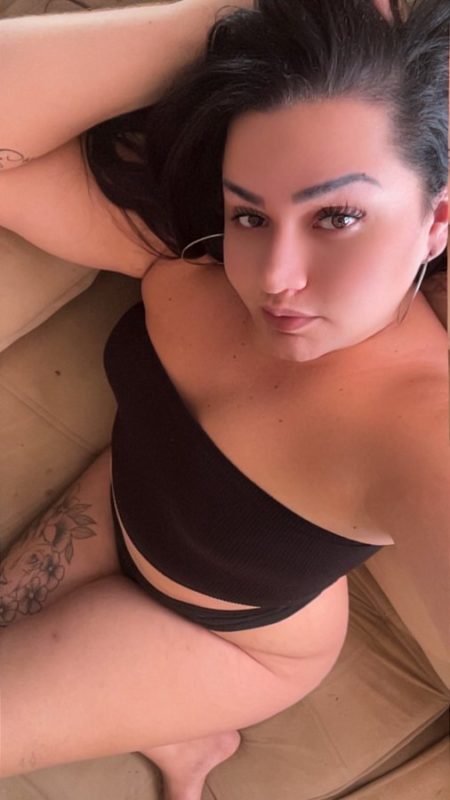 Monique Evellyn 8