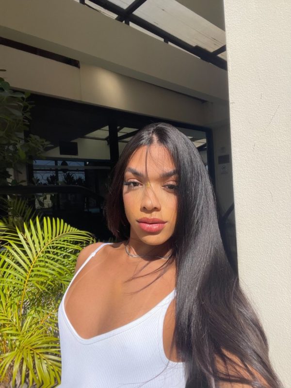 Rhiana Lira 10