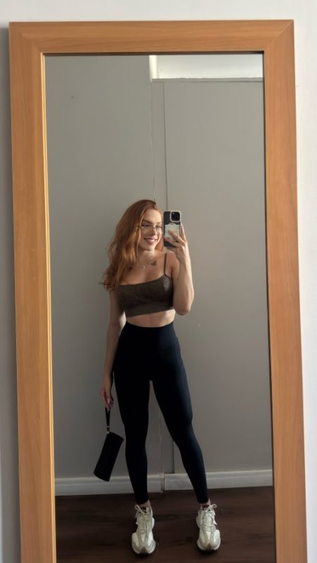 Larissa Ginger 30