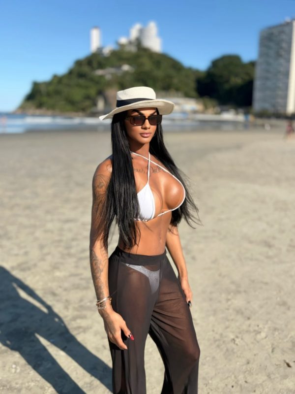 Carla Sampaio 15