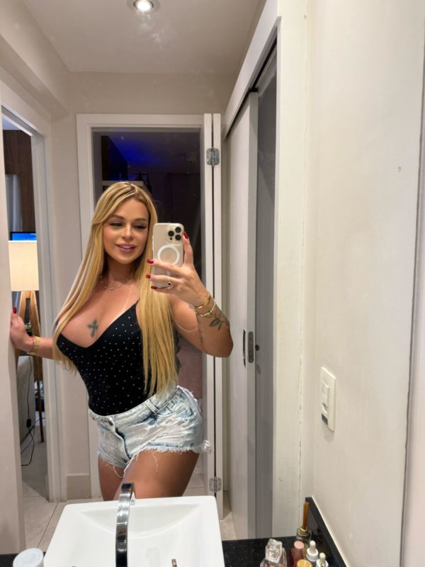 Laís Bianchini 32