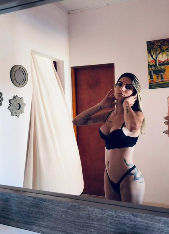Yasmin Almeida 8