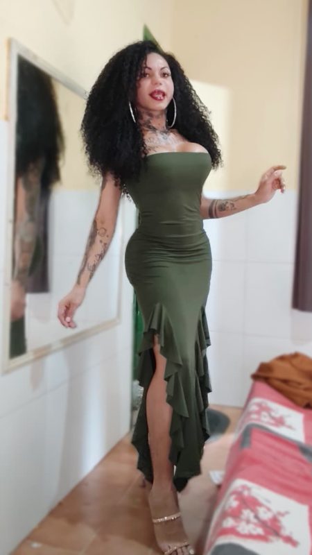 Morena Tatuada 2