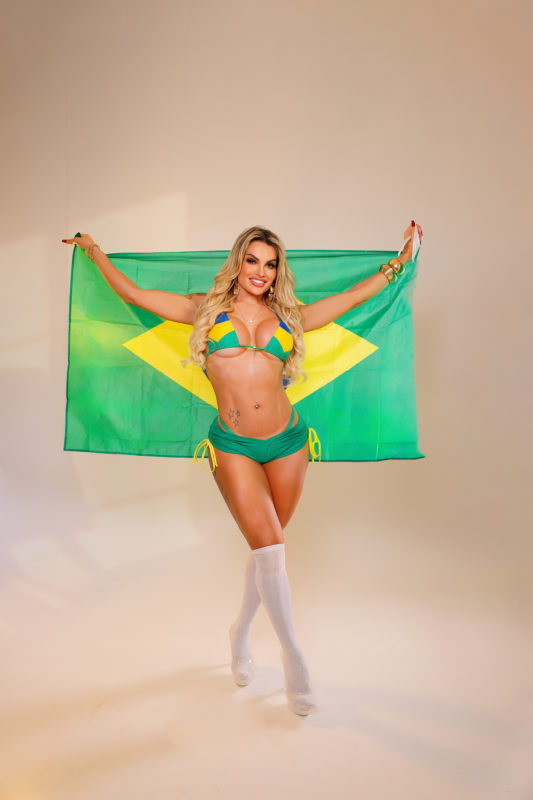 Faby Ferreira 27