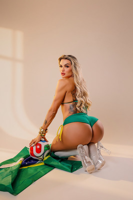 Faby Ferreira 10