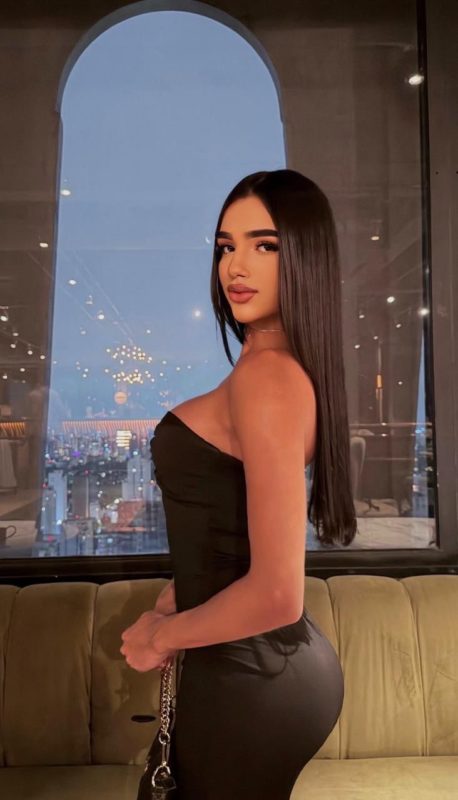 Emanuelle Martins 12