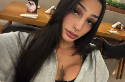 Jade Oliveira 6