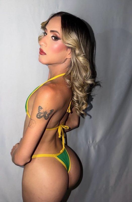 Lara Silva 55
