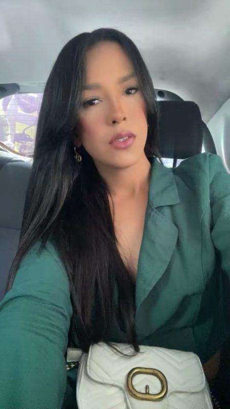 Mirella Queiroz 36