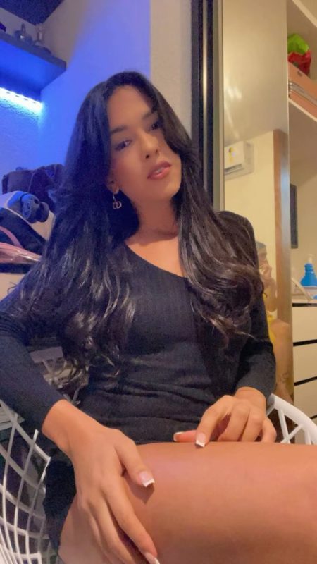 Mirella Queiroz 35