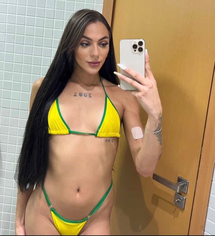 Alice Moura 9
