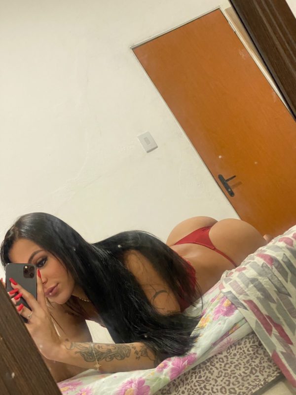 Alice Moura 15