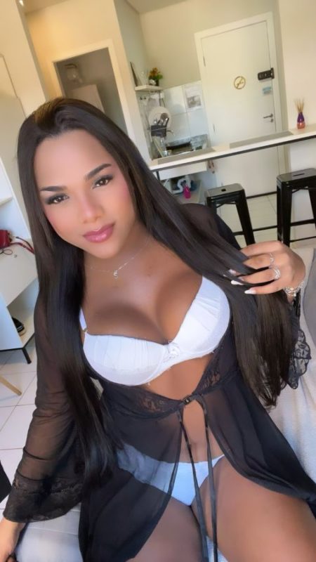Isabella Fontana 2