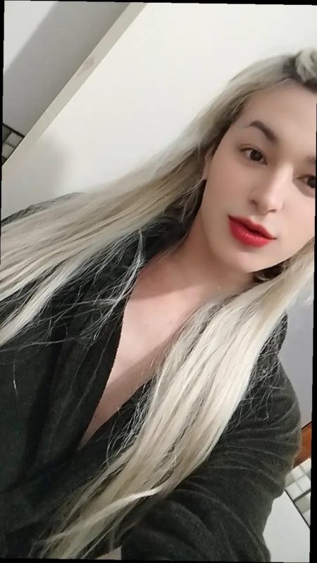Nicolle Loira 9