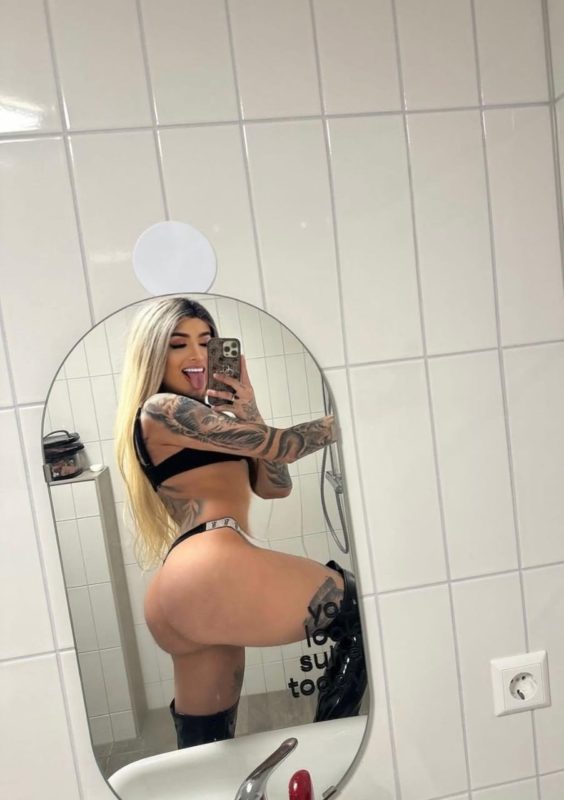 Isabelly Souza 35