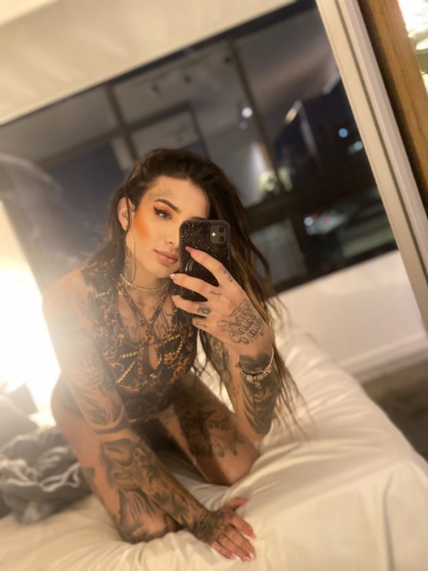 Isabelly Souza 24