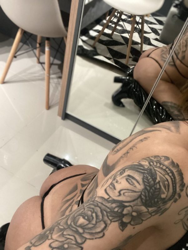 Isabelly Souza 16
