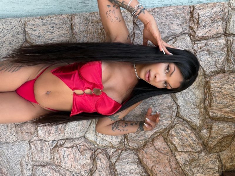 Milleny Alves 19